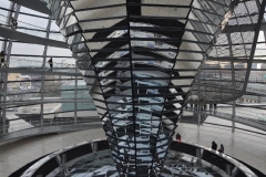 9b8e369-big