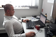 Ekonomiści na praktykach w Hitachi